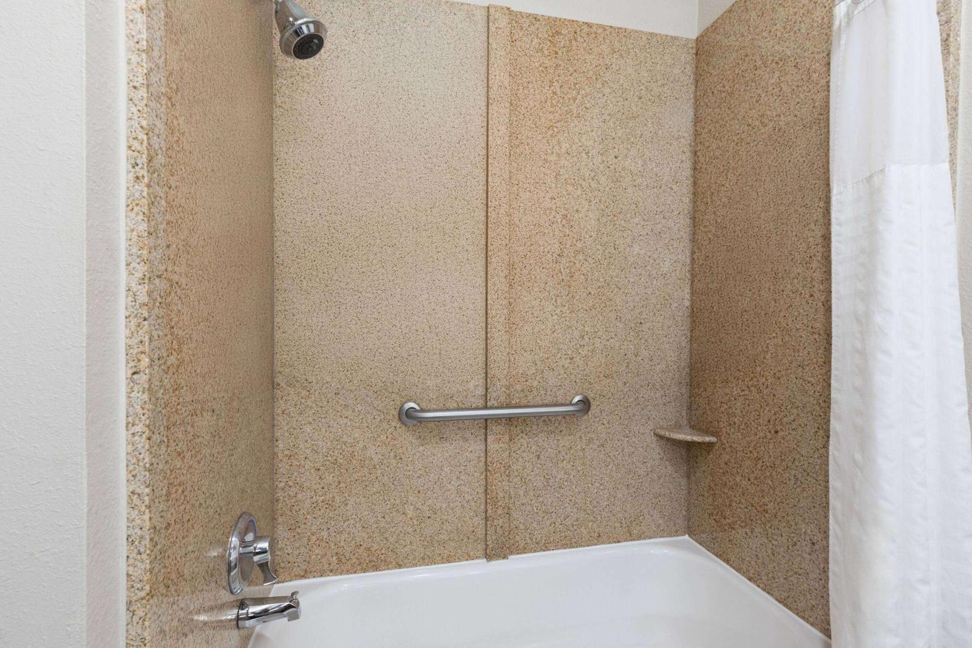 La Quinta By Wyndham Snellville - Stone Mountain Extérieur photo